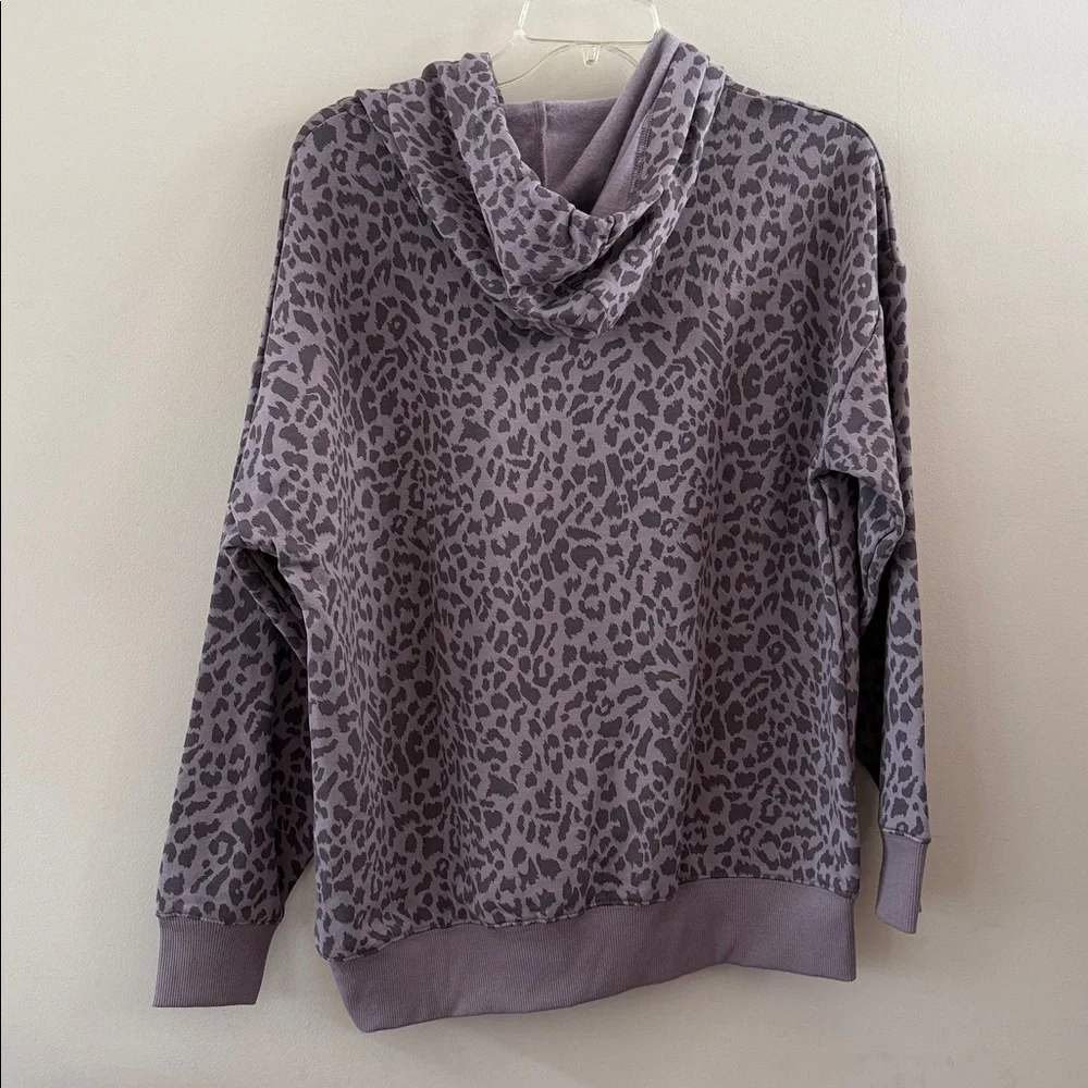 NWT Buffalo David Bitton Iris Lavender Leopard Print Hoodie Medium - Picture 5 of 8